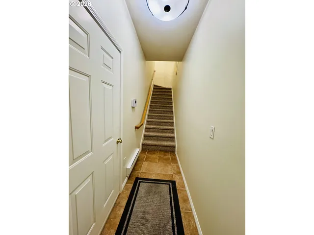 $315,000 | 1180 Northeast 63rd Way, Unit 1006, Hillsboro, OR 97124