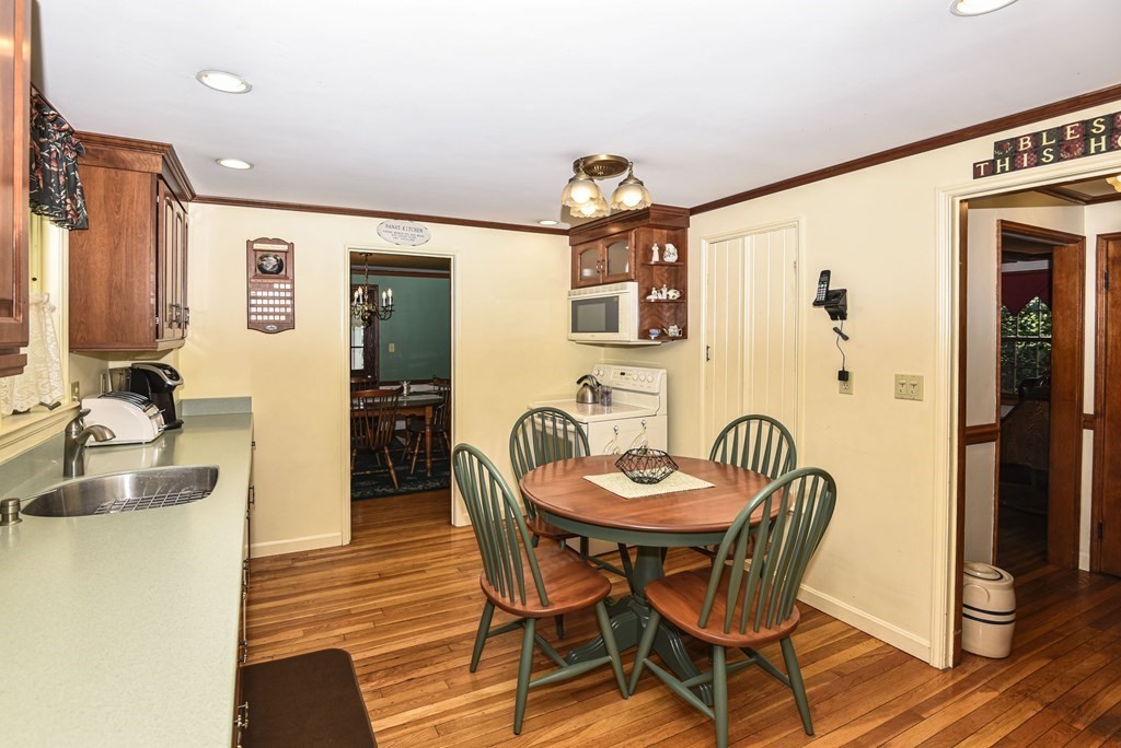 60 Boulevard Road Dedham, MA 02026 - Photo 15 of 39 Gallery Image 15