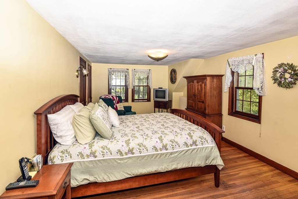 60 Boulevard Road Dedham, MA 02026 - Photo 17 of 39 Gallery Image 17