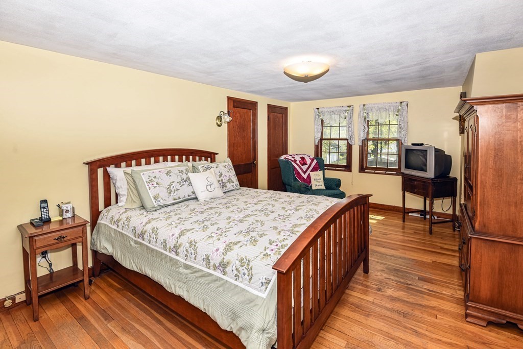 60 Boulevard Road Dedham, MA 02026 - Photo 18 of 39 Gallery Image 18