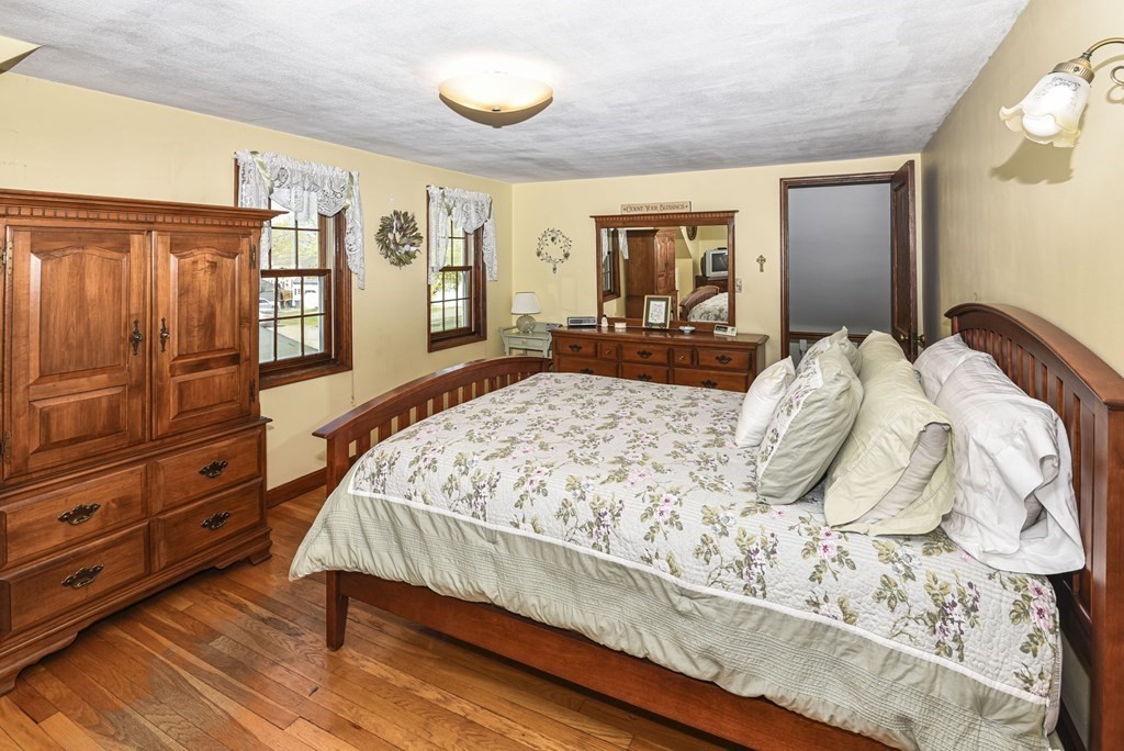 60 Boulevard Road Dedham, MA 02026 - Photo 19 of 39 Gallery Image 19