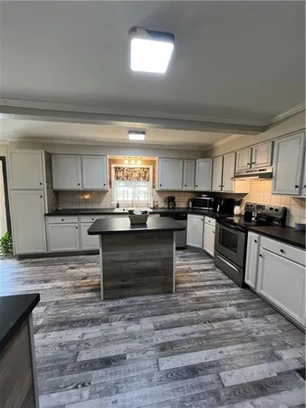 $475,000 | 1276 2200th Street, Iola, KS 66749