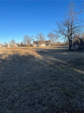 $475,000 | 1276 2200th Street, Iola, KS 66749