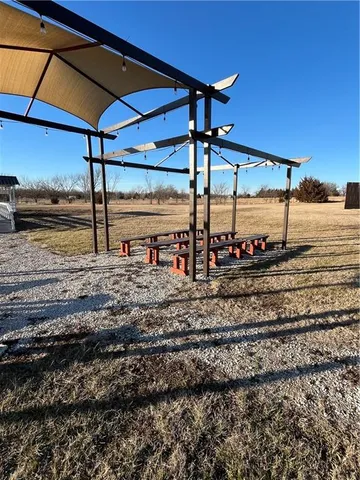 $475,000 | 1276 2200th Street, Iola, KS 66749