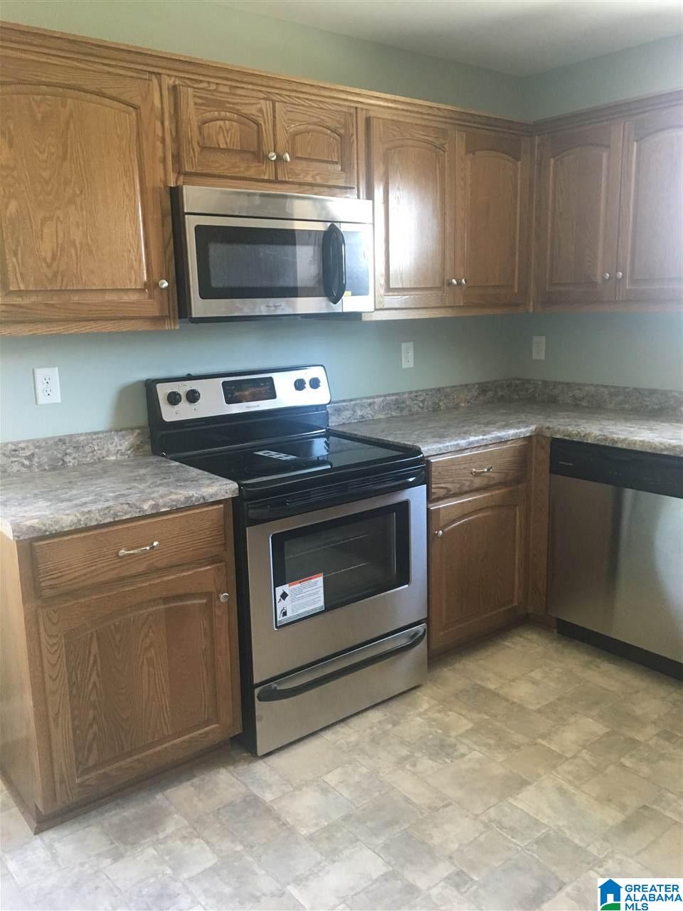 2527 Chelsea Way Warrior, AL 35180 - Photo 4 of 17