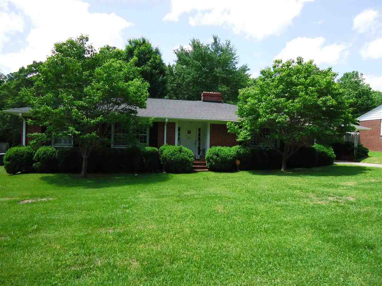 216 Meadow Road Laurens, SC 29360 - Photo 1 of 1 Gallery Image 1