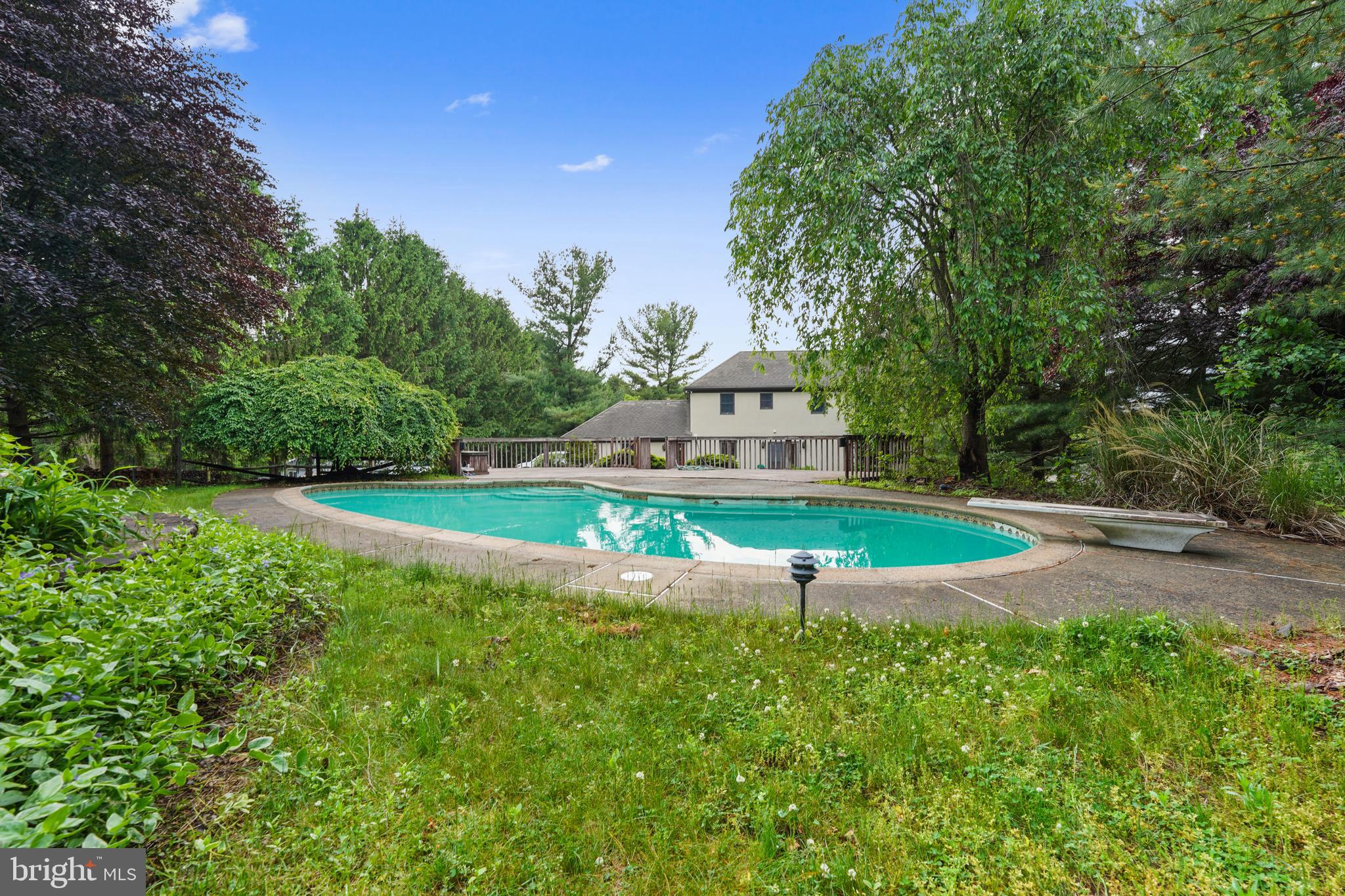 812 Scholl Road Pottstown, PA 19465 - Photo 35 of 42 Pool