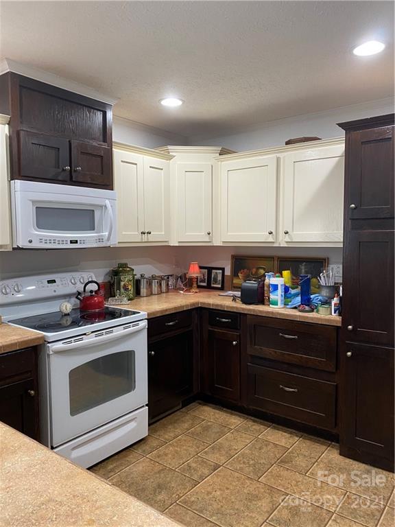 1371 Eps Road Hickory, NC 28602 - Photo 11 of 16 Gallery Image 11