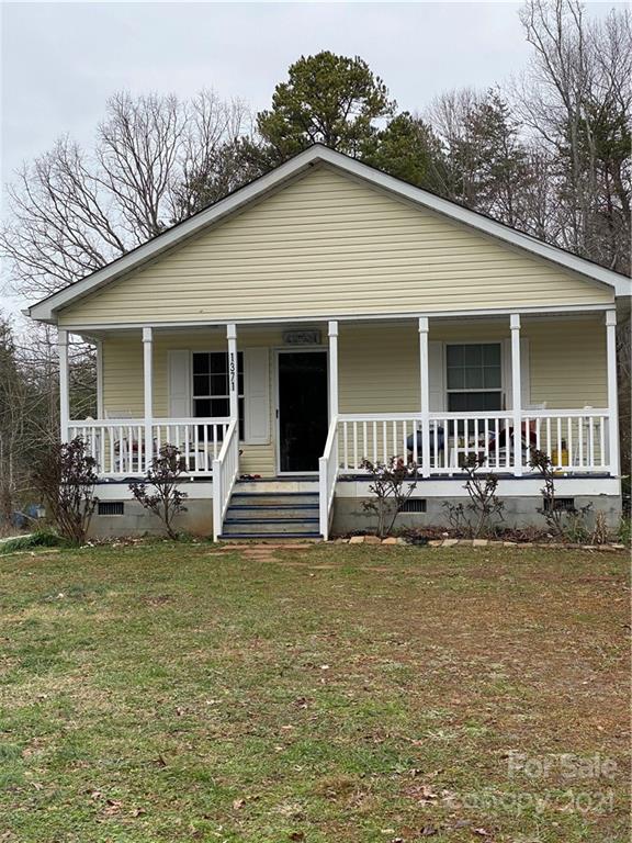 1371 Eps Road Hickory, NC 28602 - Photo 3 of 16 Gallery Image 3