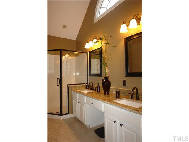 12744 Amoretto Way Raleigh, NC 27613 - Photo 15 of 24 Photo 15