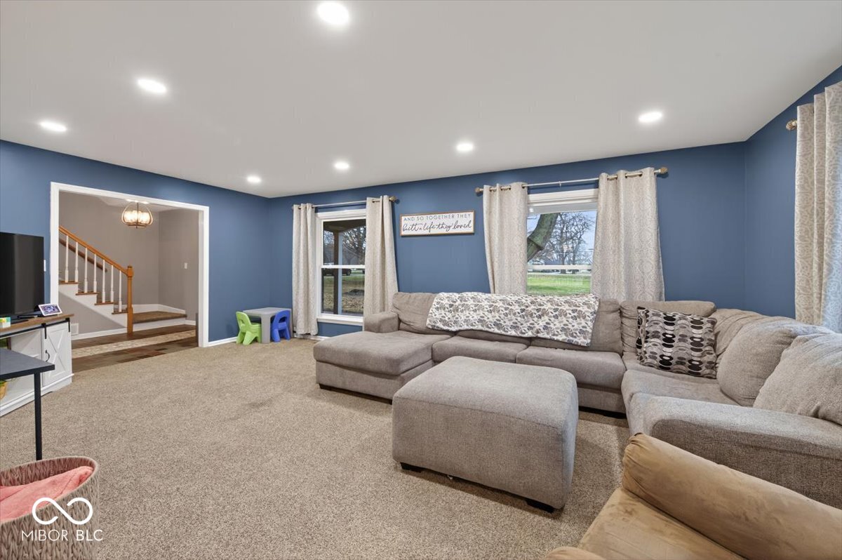 4312 South New Columbus Road Anderson, IN 46013 - Photo 7 of 32 Gallery Image 7