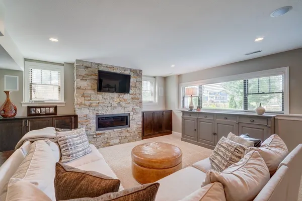 $1,195,000 | 1105 Guinness Street, Waunakee, WI 53597