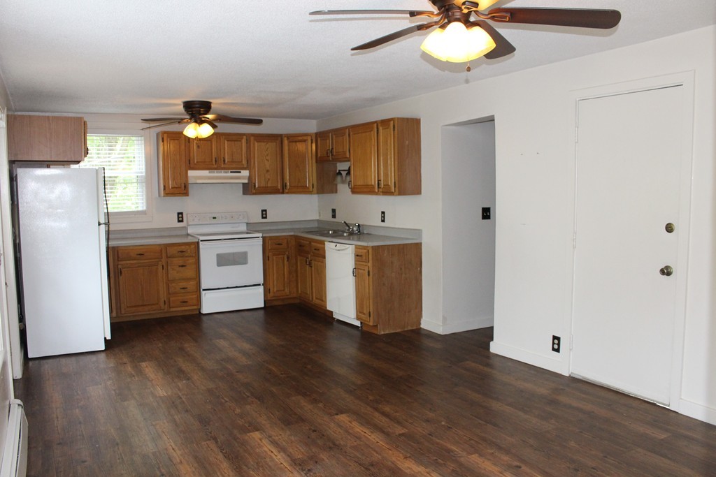 321 Woronoco Road Russell, MA 01071 - Photo 12 of 36 Gallery Image 12