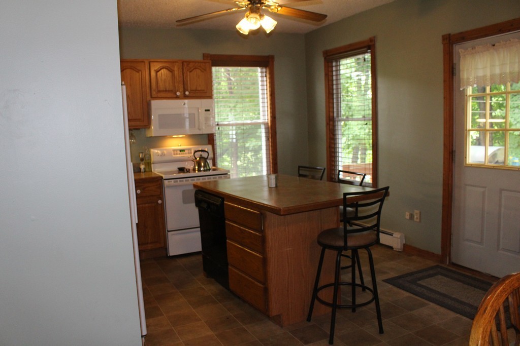 321 Woronoco Road Russell, MA 01071 - Photo 22 of 36 Gallery Image 22