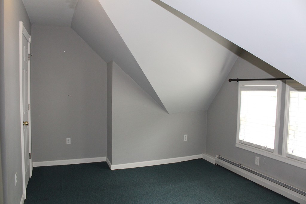 321 Woronoco Road Russell, MA 01071 - Photo 9 of 36 Gallery Image 9