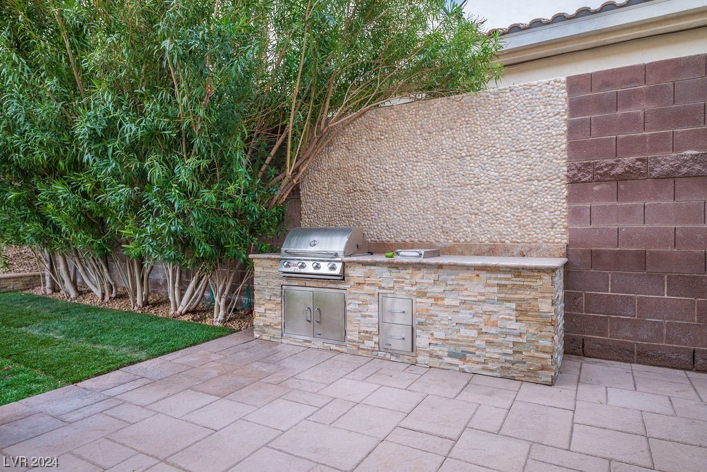 9813 Edgeview Place Las Vegas, NV 89134 - Photo 47 of 56