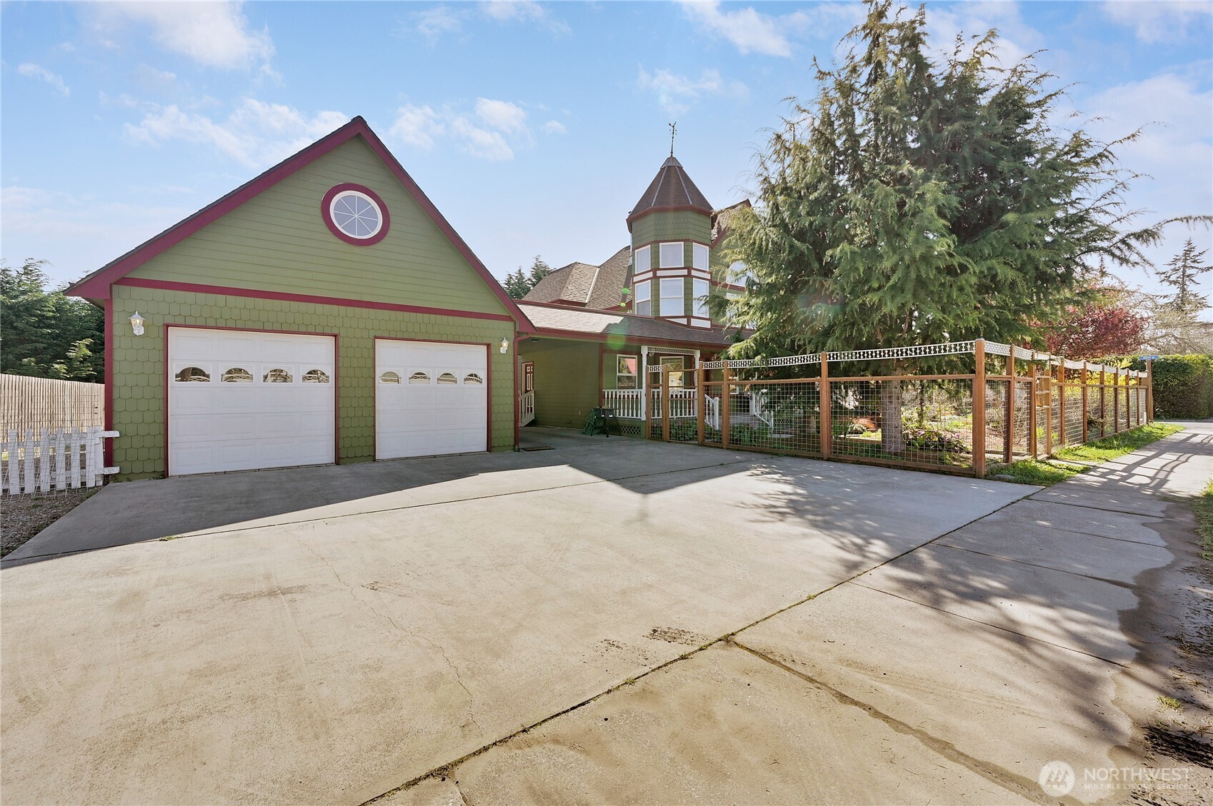 2212 Sheridan Street Port Townsend, WA 98368 - Photo 37 of 40