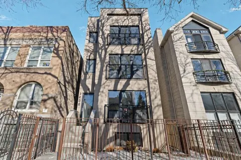 $699,500 | 2636 West Evergreen Avenue, Unit 1, Chicago, IL 60622