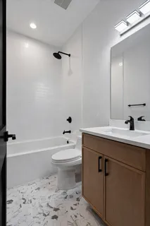 $699,500 | 2636 West Evergreen Avenue, Unit 1, Chicago, IL 60622