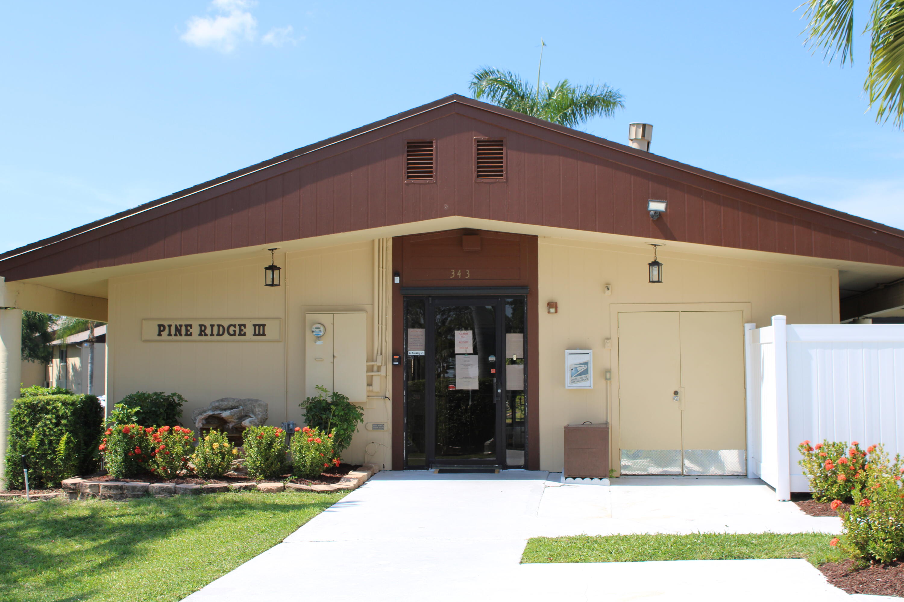 327 Pine Ridge Circle, Unit B2 Greenacres, FL 33463 - Photo 15 of 18 IMG_0039