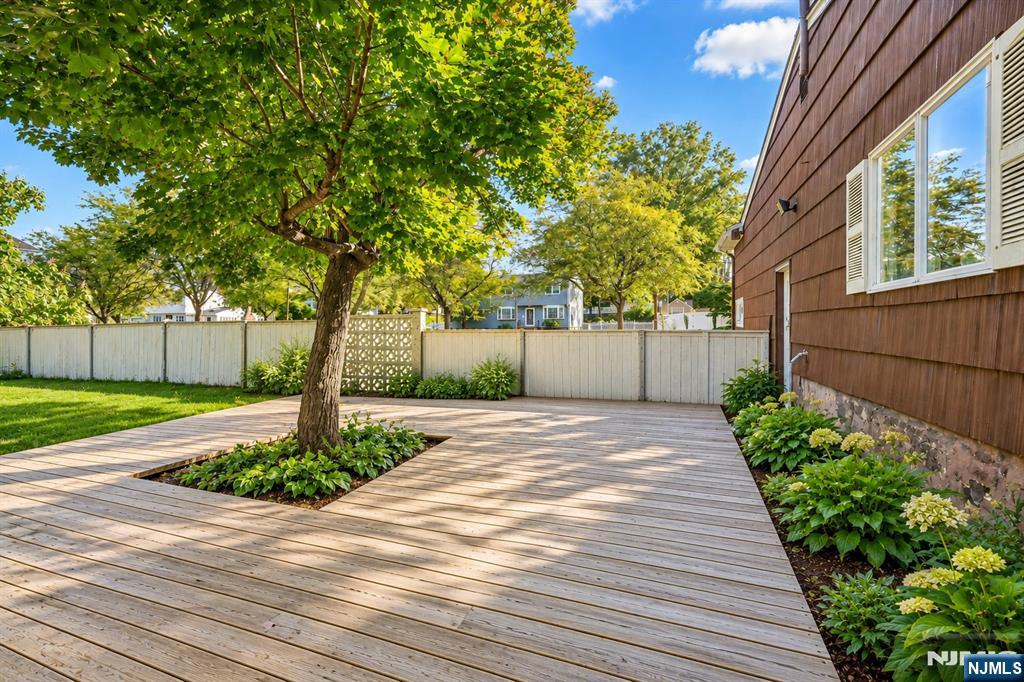 1 Raleigh Lane Wayne, NJ 07470 - Photo 21 of 26 Gallery Image 21