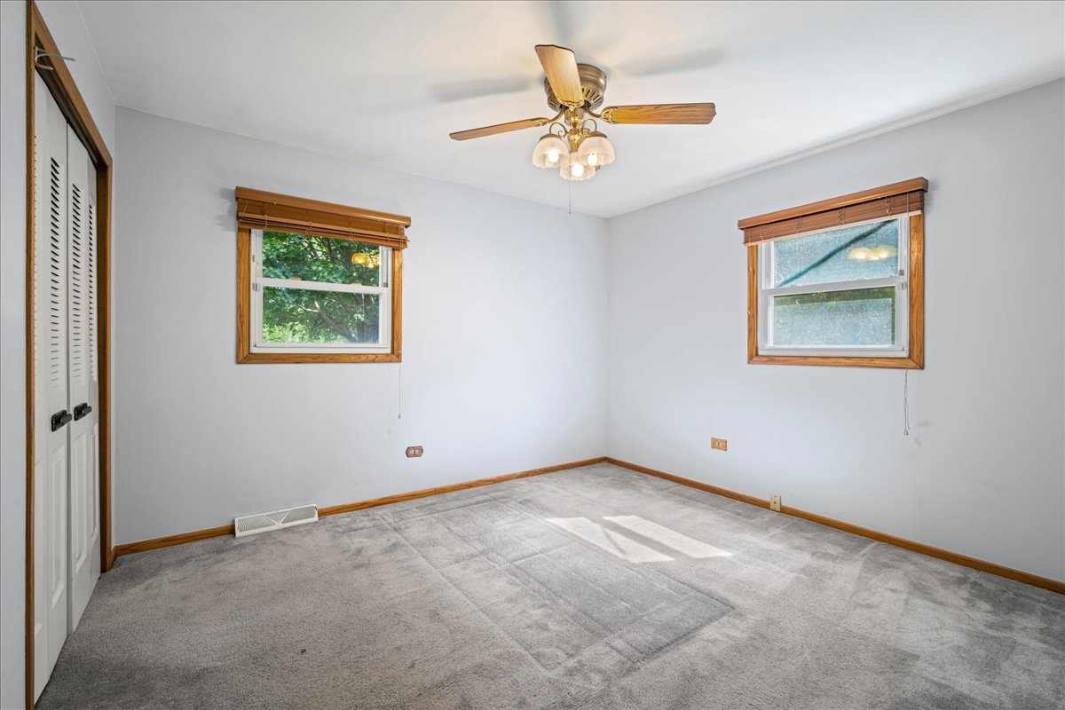 3815 Cheyenne Road Gurnee, IL 60031 - Photo 12 of 23 Gallery Image 12