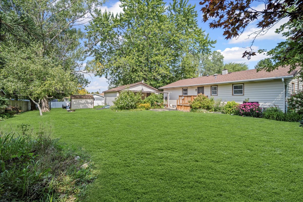 3815 Cheyenne Road Gurnee, IL 60031 - Photo 17 of 23 Gallery Image 17