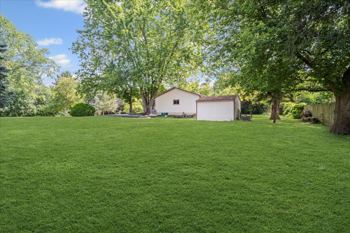 3815 Cheyenne Road Gurnee, IL 60031 - Photo 18 of 23 Gallery Image 18