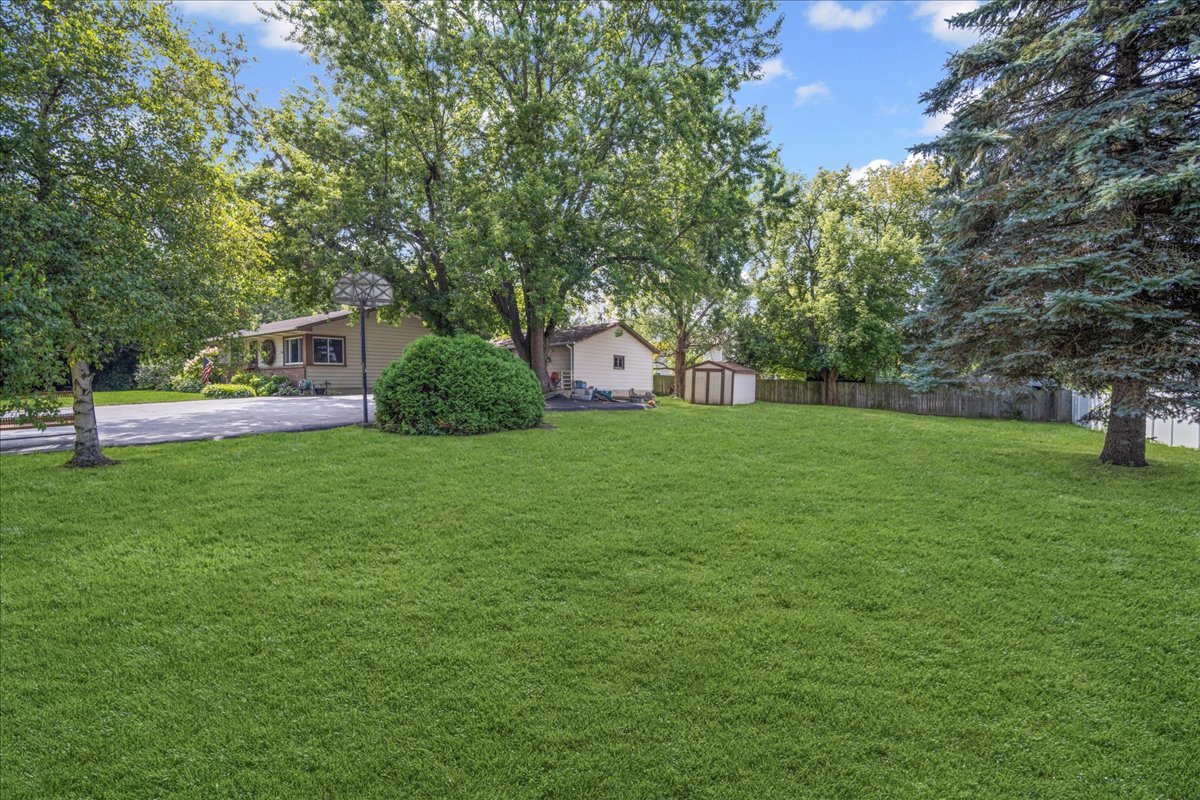 3815 Cheyenne Road Gurnee, IL 60031 - Photo 19 of 23 Gallery Image 19
