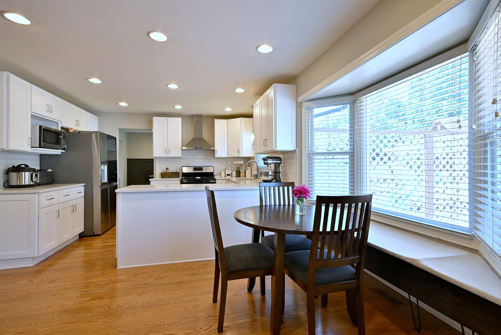 1350 Barnwall Drive Addison, IL 60101 - Photo 17 of 56