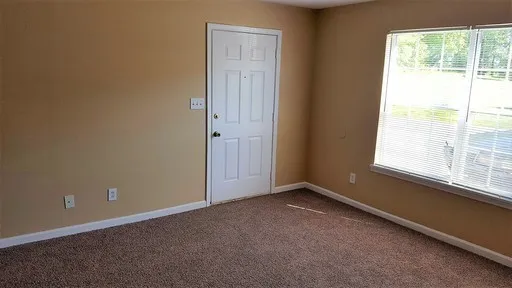 $895 | 3885 Northeast Drive, Unit E, Clarksville, TN 37040