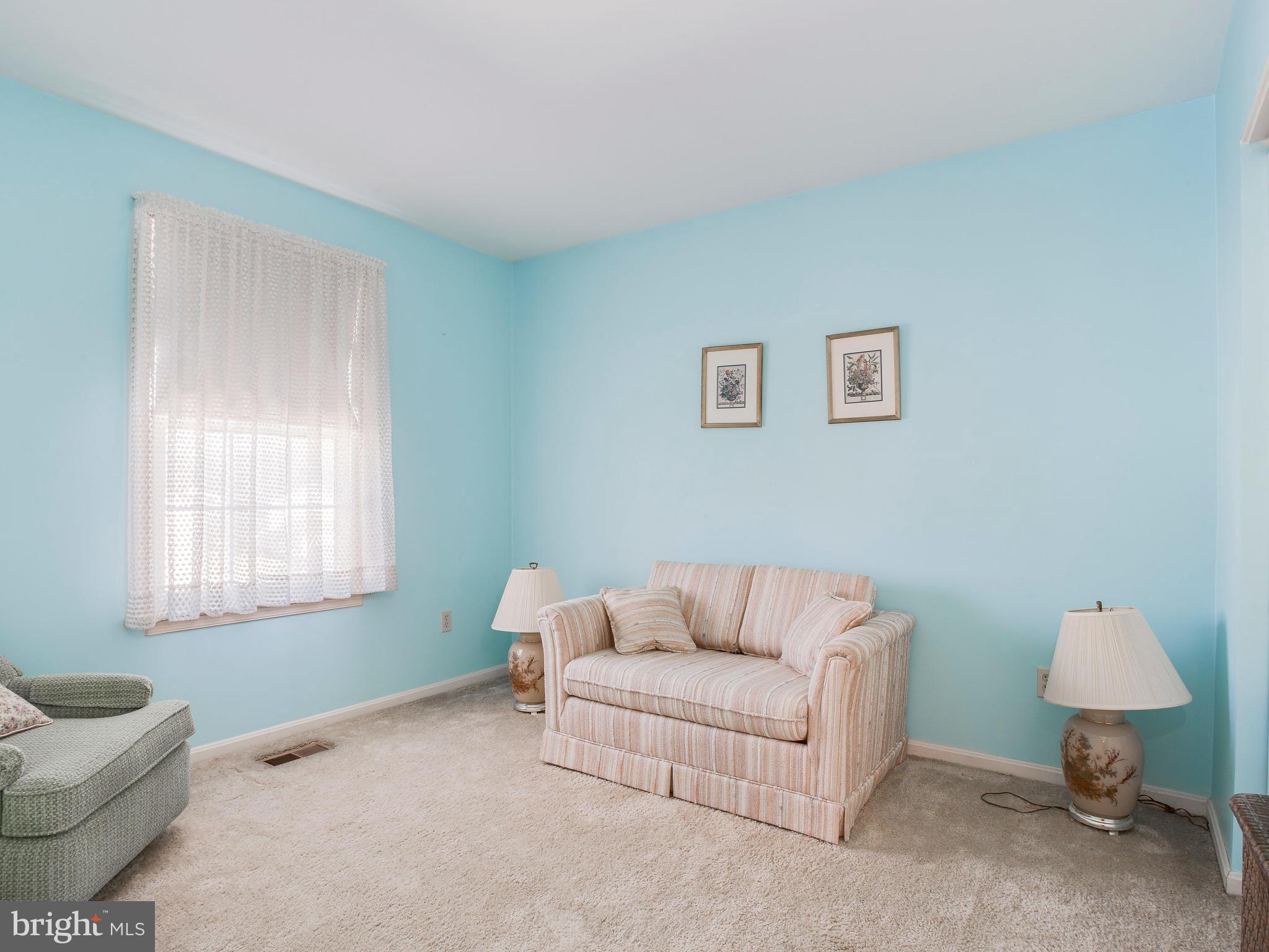 9400 Oak White Road Baltimore, MD 21236 - Photo 25 of 30 3rd Bedroom