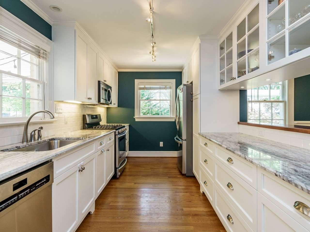 1703 Fairview Road Raleigh, NC 27608 - Photo 9 of 30 Photo 9