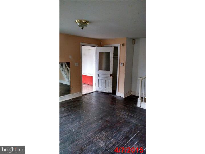 3024 Alabama Road Camden, NJ 08104 - Photo 4 of 12