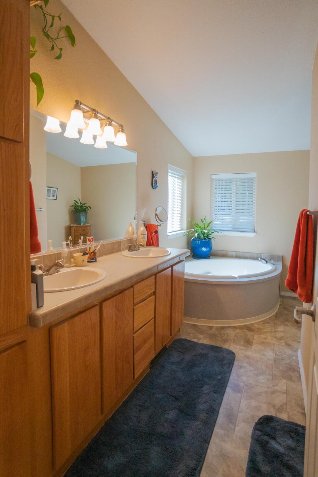 1111 Powell Creek Road Williams, OR 97544 - Photo 22 of 85 DSC00707