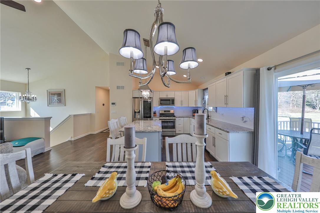 1031 Decatur Street Bethlehem, PA 18017 - Photo 14 of 68