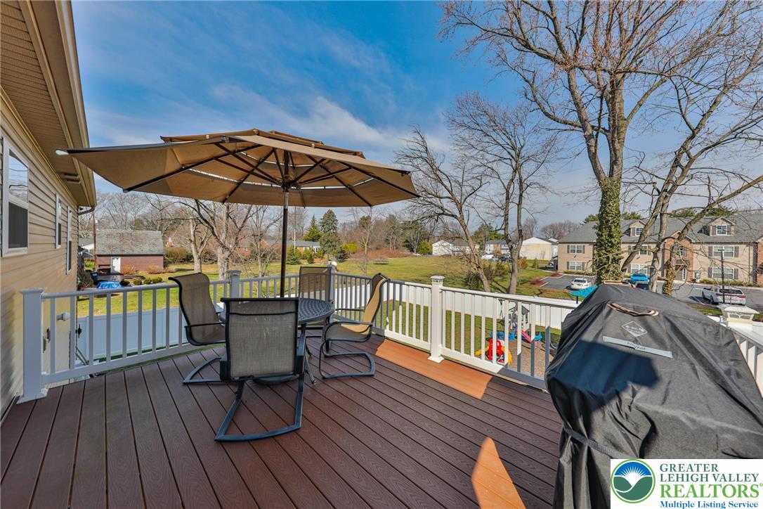 1031 Decatur Street Bethlehem, PA 18017 - Photo 24 of 68