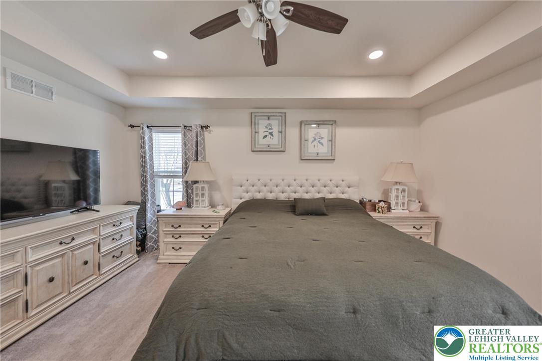 1031 Decatur Street Bethlehem, PA 18017 - Photo 27 of 68