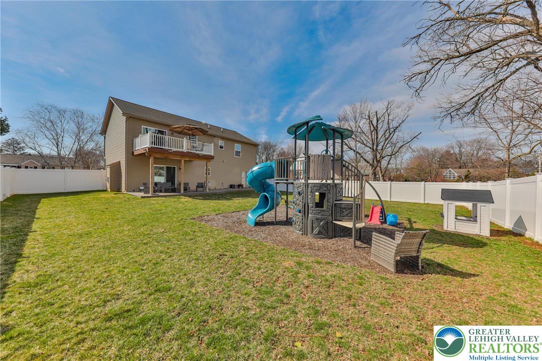 1031 Decatur Street Bethlehem, PA 18017 - Photo 65 of 68