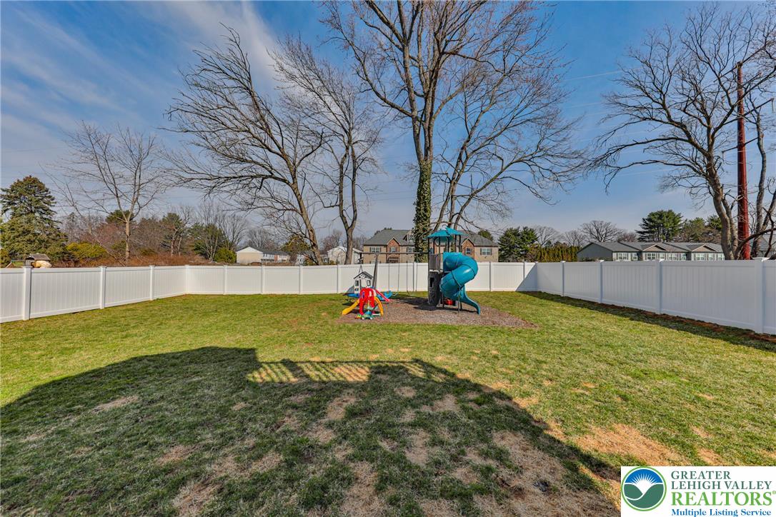 1031 Decatur Street Bethlehem, PA 18017 - Photo 67 of 68