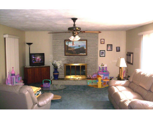 157 Lumae Street Springfield, MA 01119 - Photo 4 of 11 Gallery Image 4