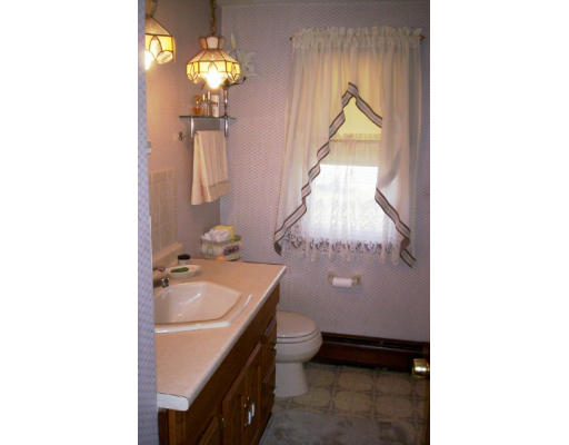 157 Lumae Street Springfield, MA 01119 - Photo 7 of 11 Gallery Image 7