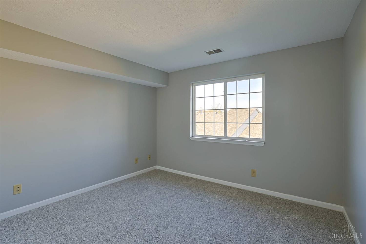 817 Neeb Road, Unit 5 Cincinnati, OH 45233 - Photo 16 of 24