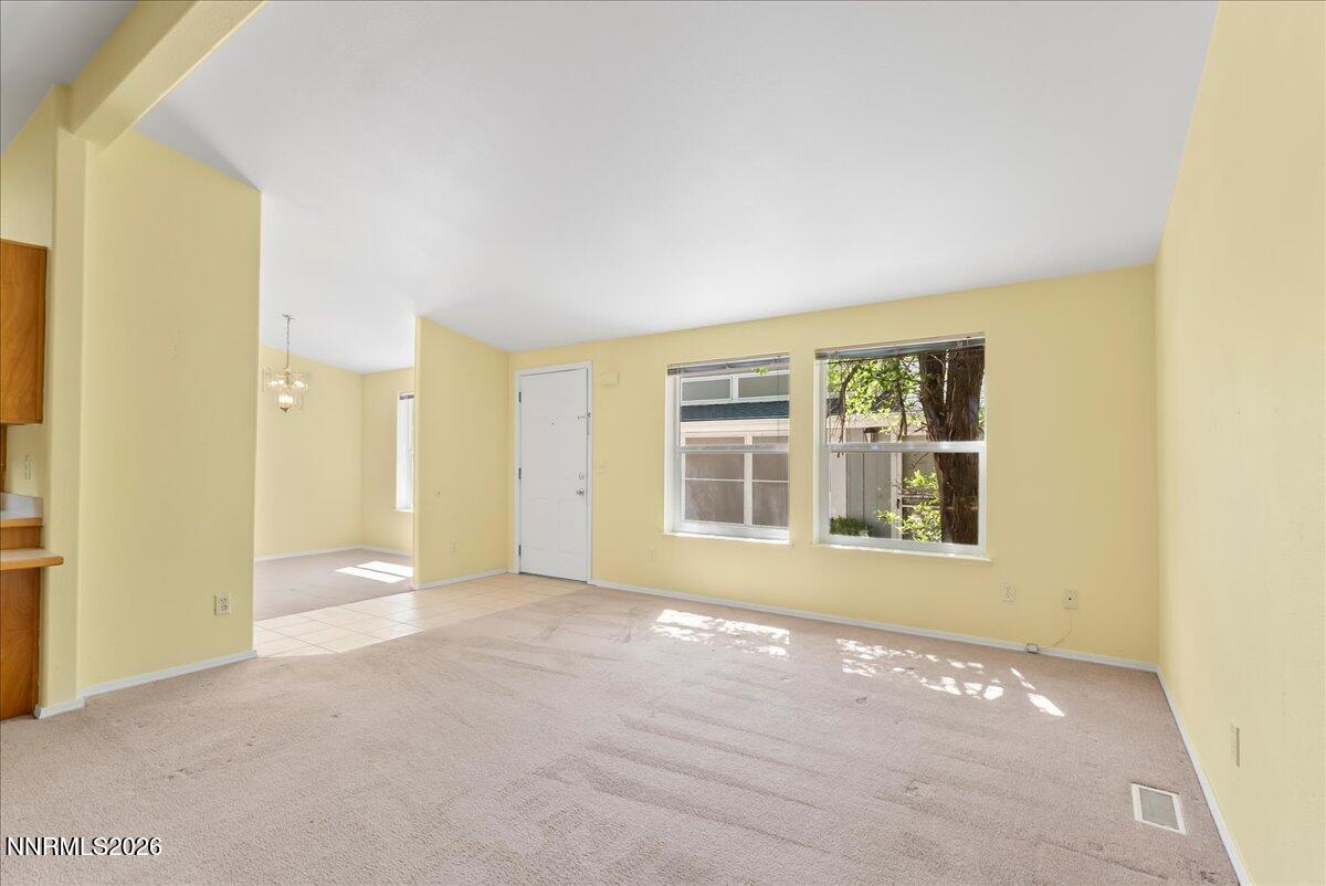 7621 Diamond Pointe Way Reno, NV 89506 - Photo 6 of 32 06-7621 Diamond Pointe Way Reno NV 89506