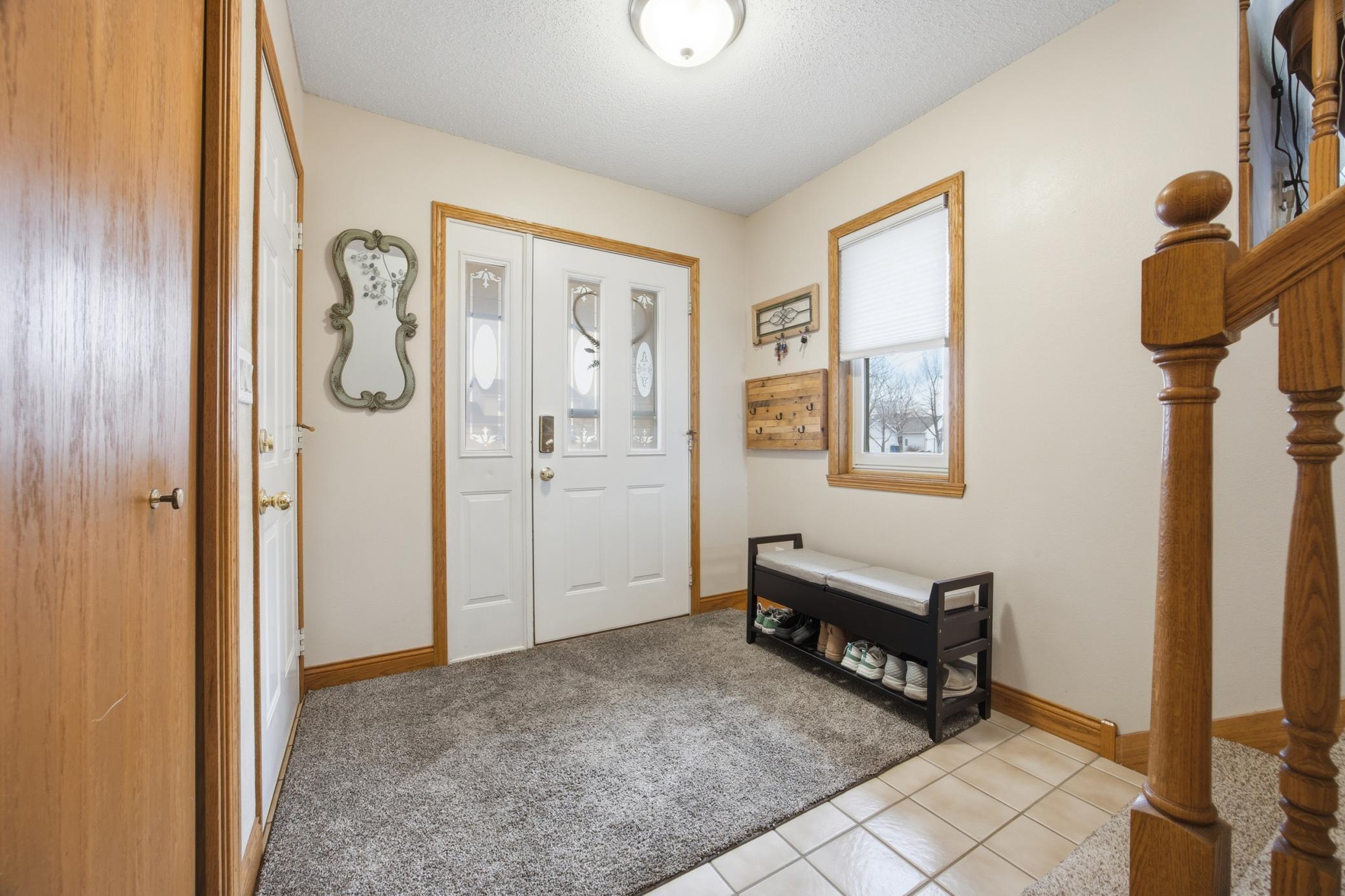 3018 36th Avenue South Fargo, ND 58104 - Photo 4 of 48