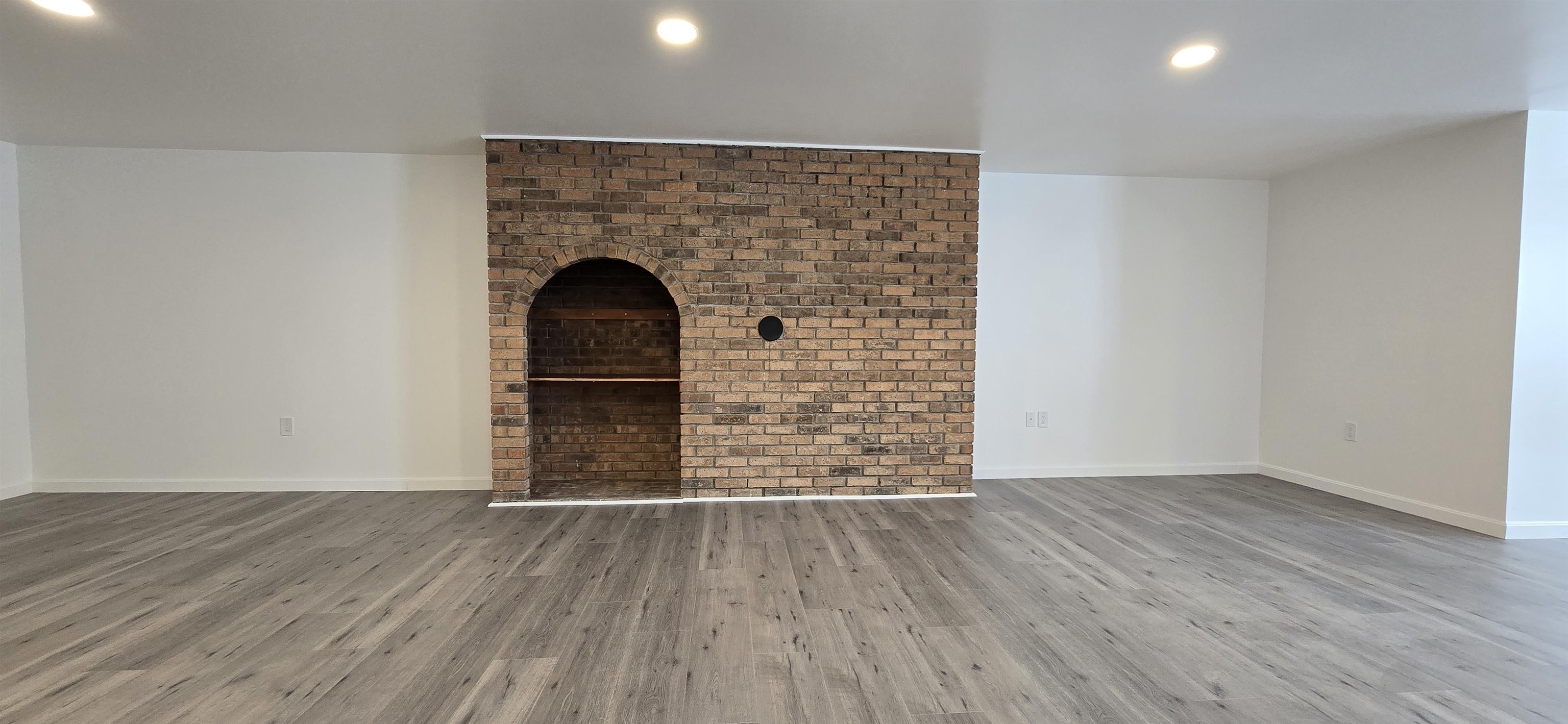1578 B Dover Road Epsom, NH 03234 - Photo 7 of 13