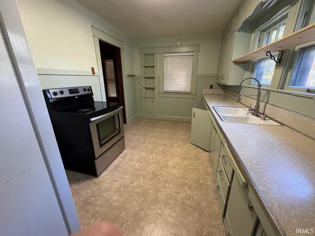 $395,000 | 810 North Walnut Street, Bloomington, IN 47404