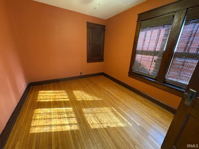$395,000 | 810 North Walnut Street, Bloomington, IN 47404