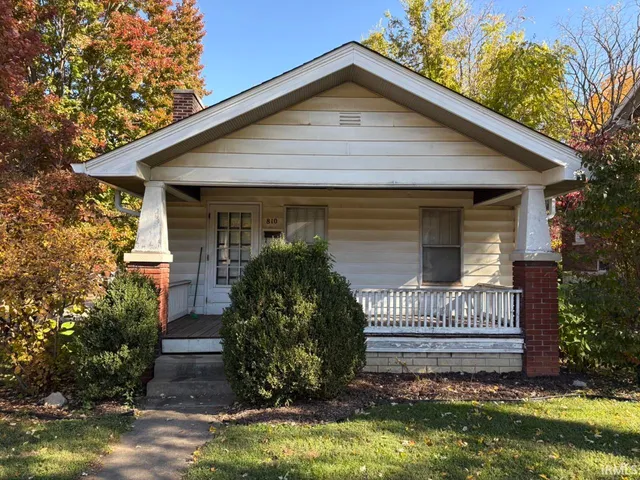$395,000 | 810 North Walnut Street, Bloomington, IN 47404