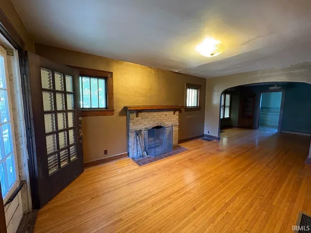 $395,000 | 810 North Walnut Street, Bloomington, IN 47404